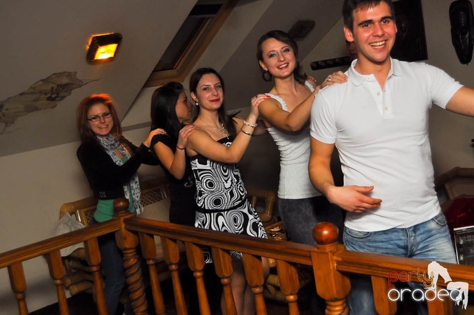 Seară cu karaoke în Zulu Caffe, Zulu Caffe