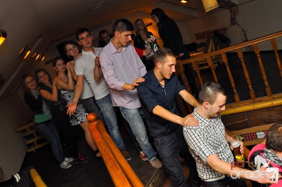 Seară cu karaoke în Zulu Caffe, Zulu Caffe