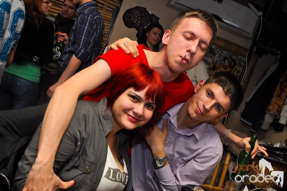 Seară cu karaoke în Zulu Caffe, Zulu Caffe