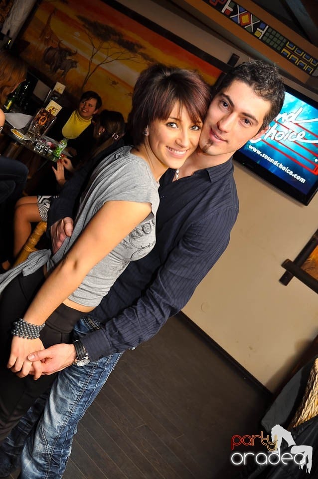 Seară cu karaoke în Zulu Caffe, Zulu Caffe