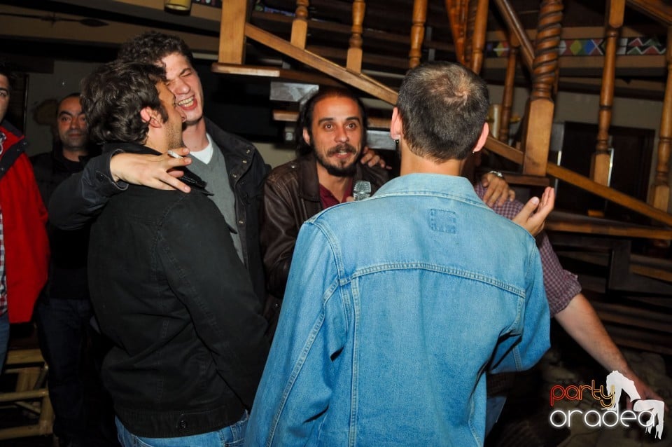 Seară cu karaoke în Zulu Caffe, Zulu Caffe