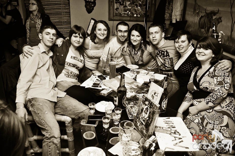 Seară cu karaoke în Zulu Caffe, Zulu Caffe