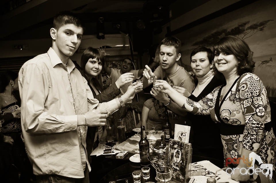 Seară cu karaoke în Zulu Caffe, Zulu Caffe