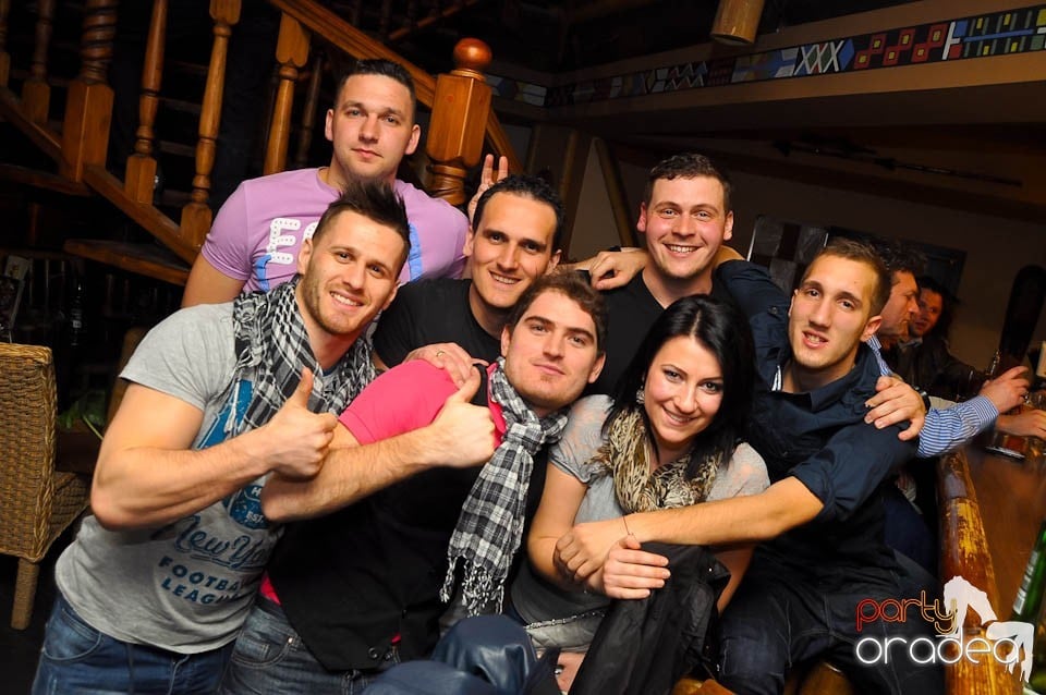 Seară cu karaoke în Zulu Caffe, Zulu Caffe