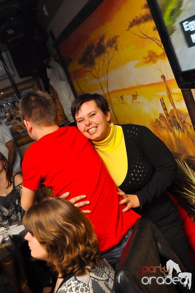 Seară cu karaoke în Zulu Caffe, Zulu Caffe