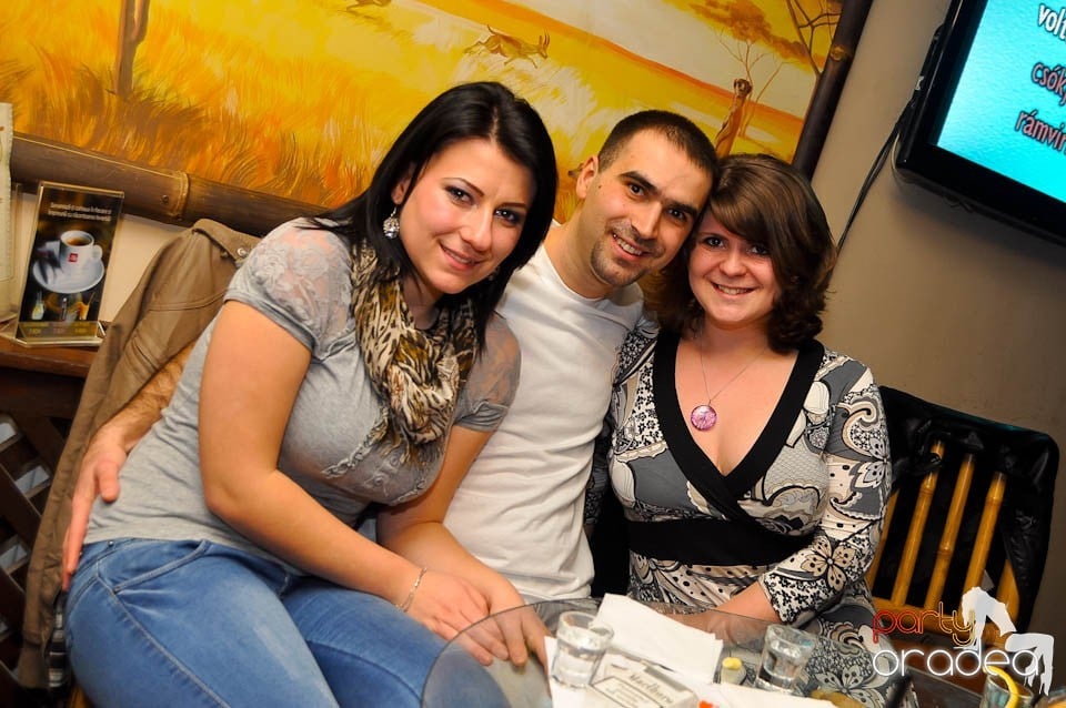 Seară cu karaoke în Zulu Caffe, Zulu Caffe