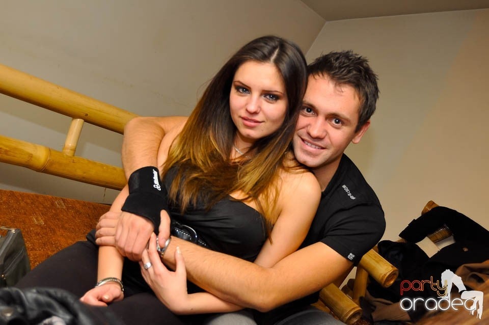 Seară cu karaoke în Zulu Caffe, Zulu Caffe