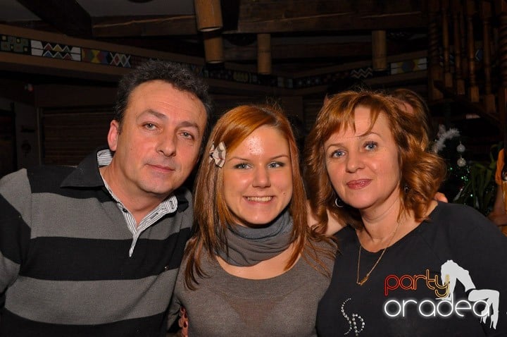 Seară cu karaoke în Zulu, Zulu Caffe