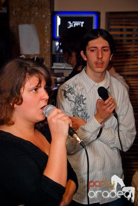 Seară cu karaoke în Zulu, Zulu Caffe