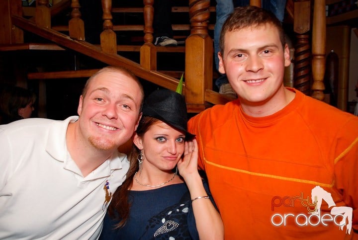 Seară cu karaoke în Zulu, Zulu Caffe