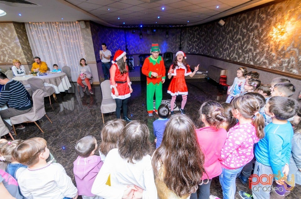 Seara de Crăciun la Hotel Internaţional, Hotel Internaţional