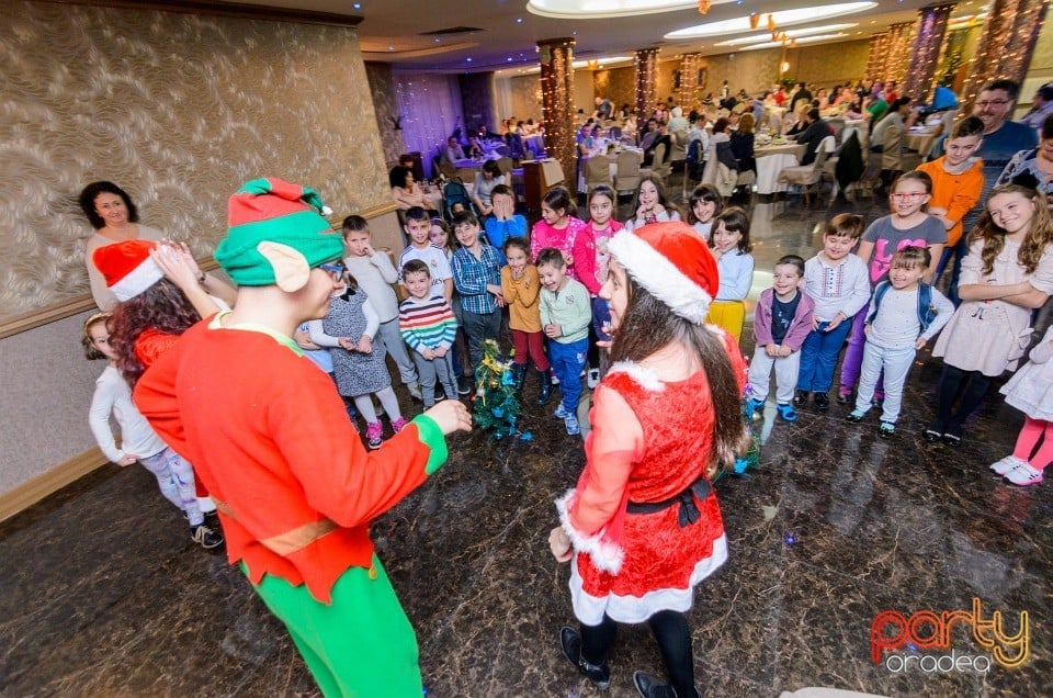 Seara de Crăciun la Hotel Internaţional, Hotel Internaţional