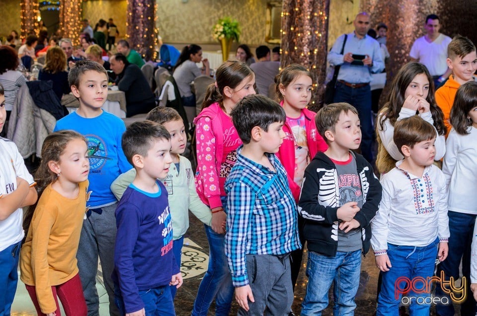 Seara de Crăciun la Hotel Internaţional, Hotel Internaţional