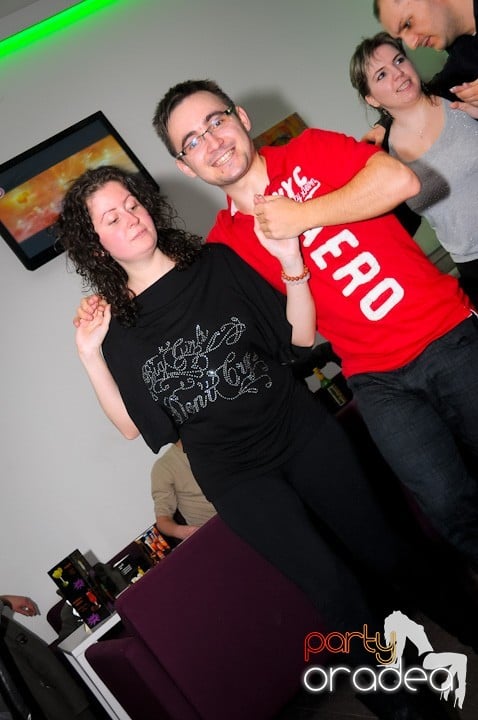 Seară de dans în Blondy's Art Café, 