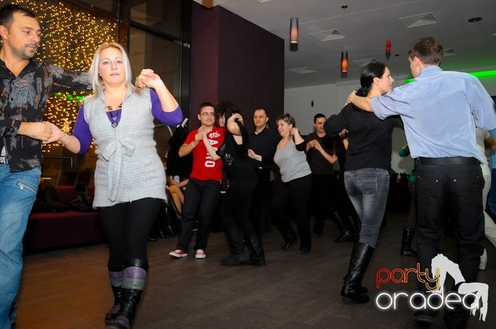 Seară de dans în Blondy's Art Café, 