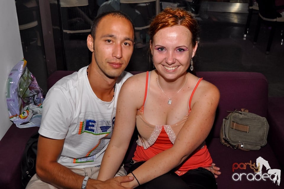 Seară de dans în Blondy's Art Café, 