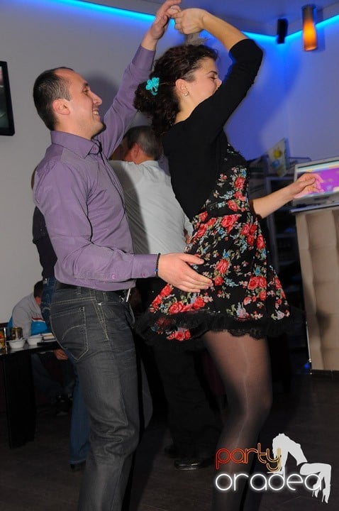 Seară de dans în Blondy's Art Café, 