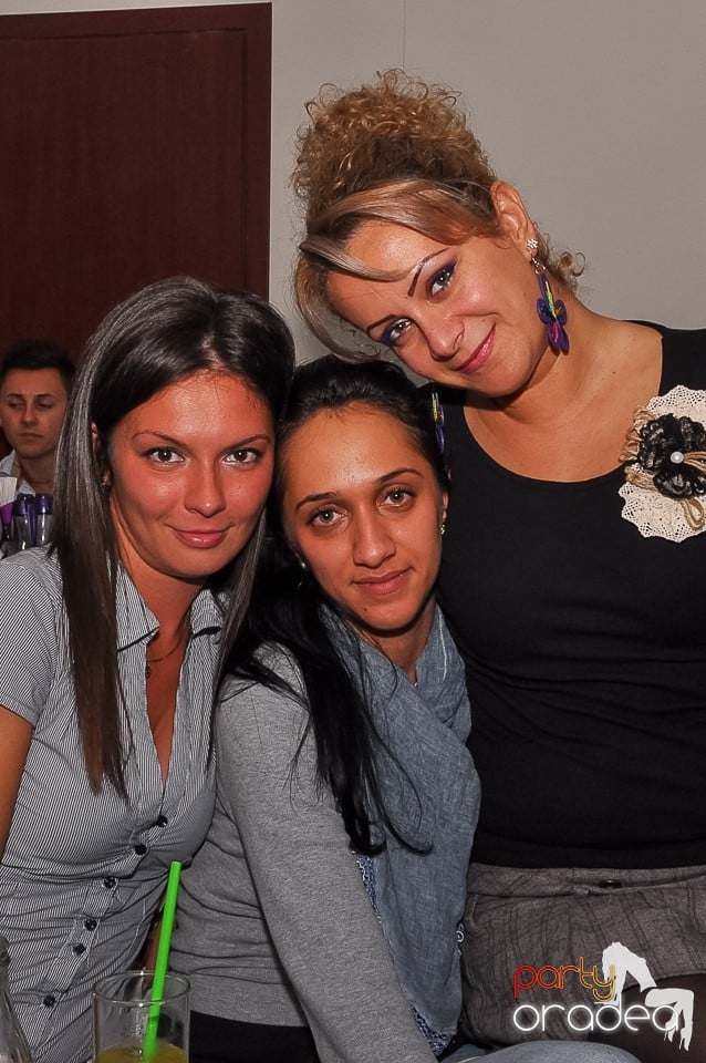 Seară de dans în Blondy's Art Café, 