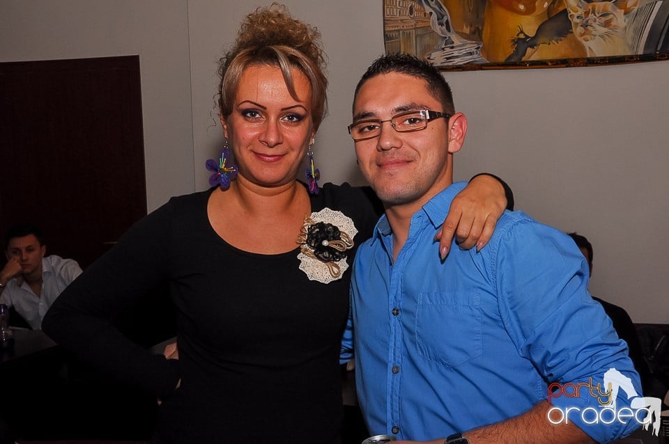 Seară de dans în Blondy's Art Café, 