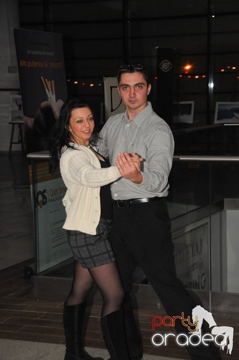 Seară de dans în Blondy's Art Café, 