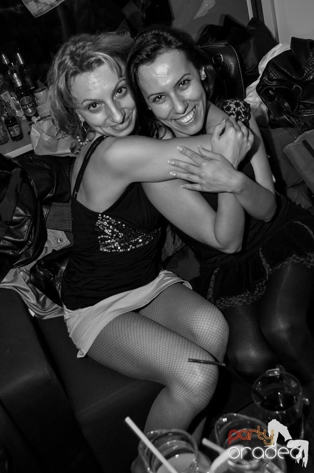 Seară de dans în Blondy's Art Café, 