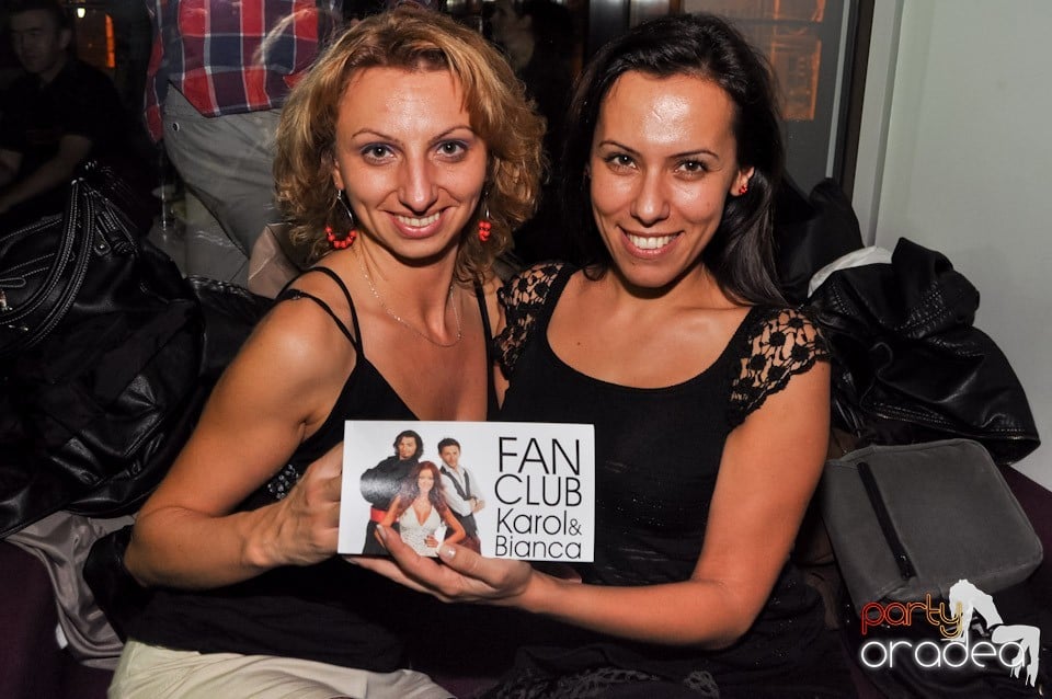 Seară de dans în Blondy's Art Café, 