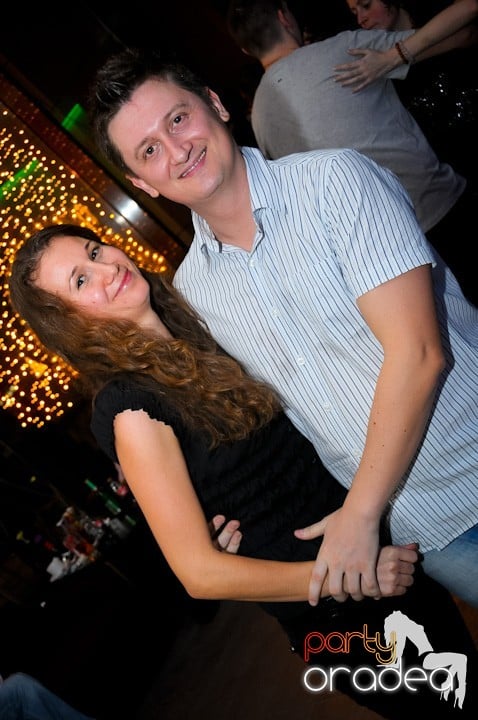 Seară de dans în Blondy's Art Café, 