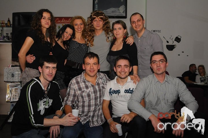 Seară de dans în Blondy's Art Café, 