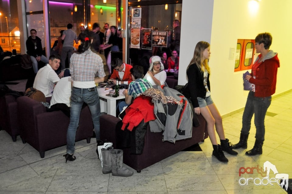 Seară de dans în Blondy's Art Café, 