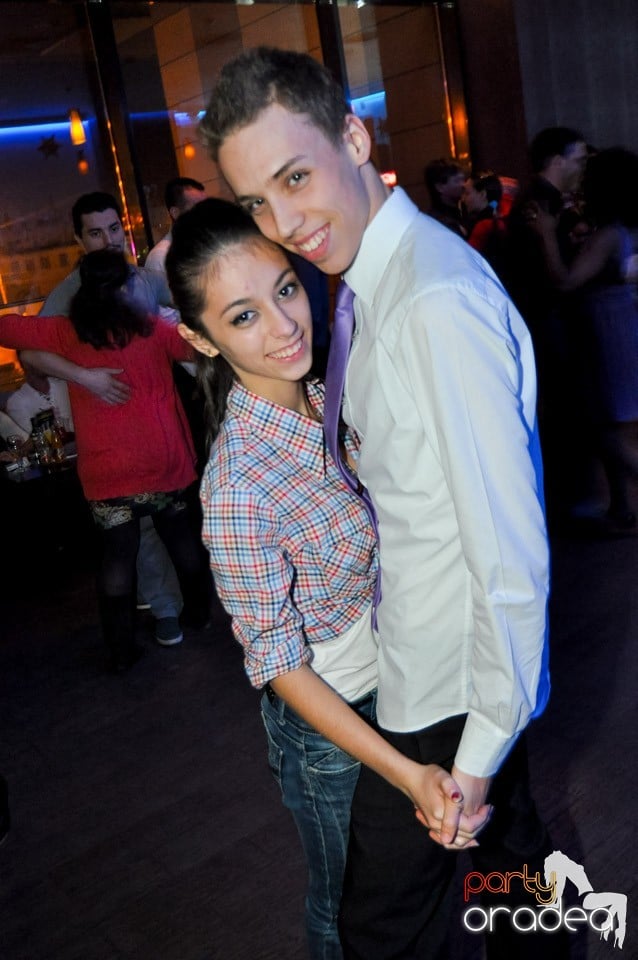 Seară de dans în Blondy's Art Café, 