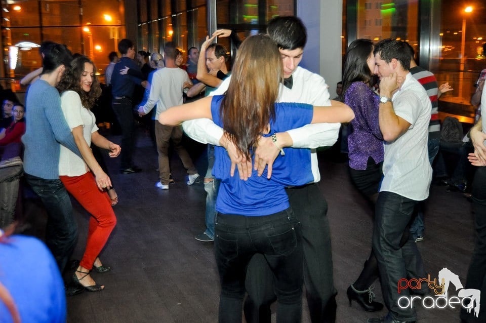 Seară de dans în Blondy's Art Café, 