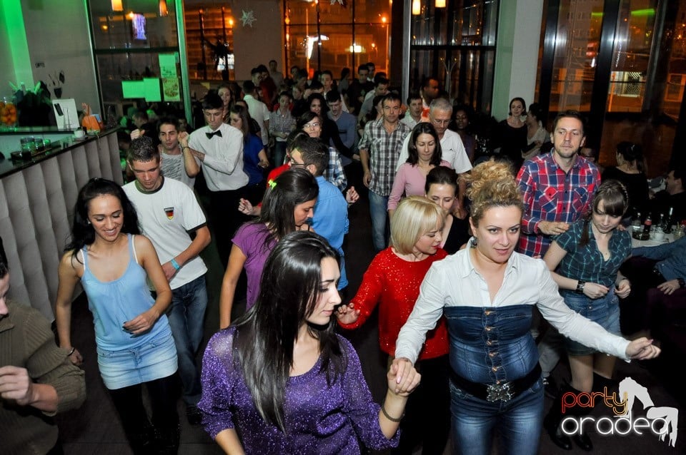 Seară de dans în Blondy's Art Café, 