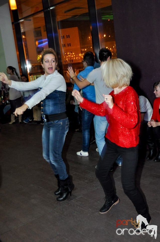 Seară de dans în Blondy's Art Café, 