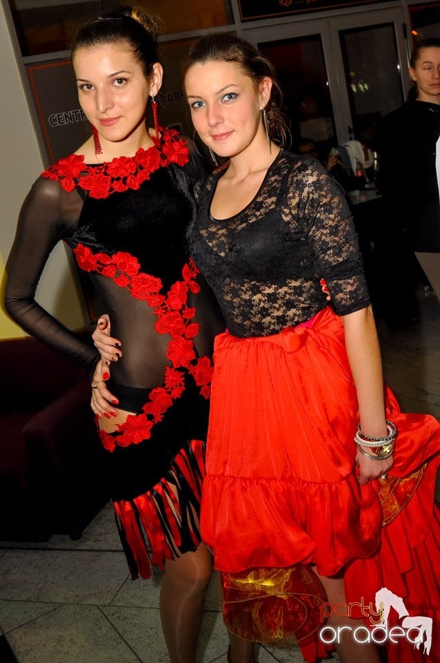 Seară de dans în Blondy's Art Café, 