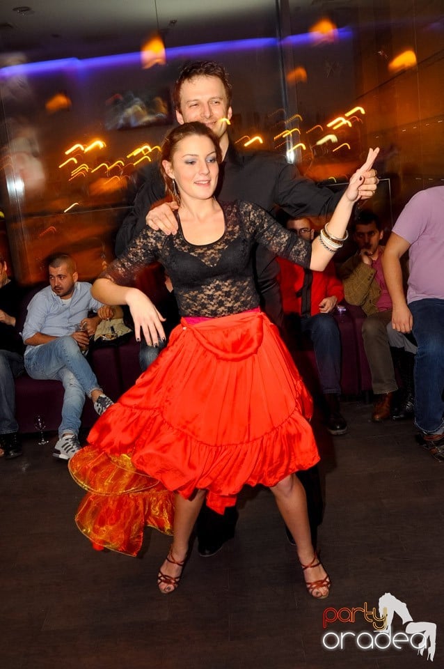 Seară de dans în Blondy's Art Café, 