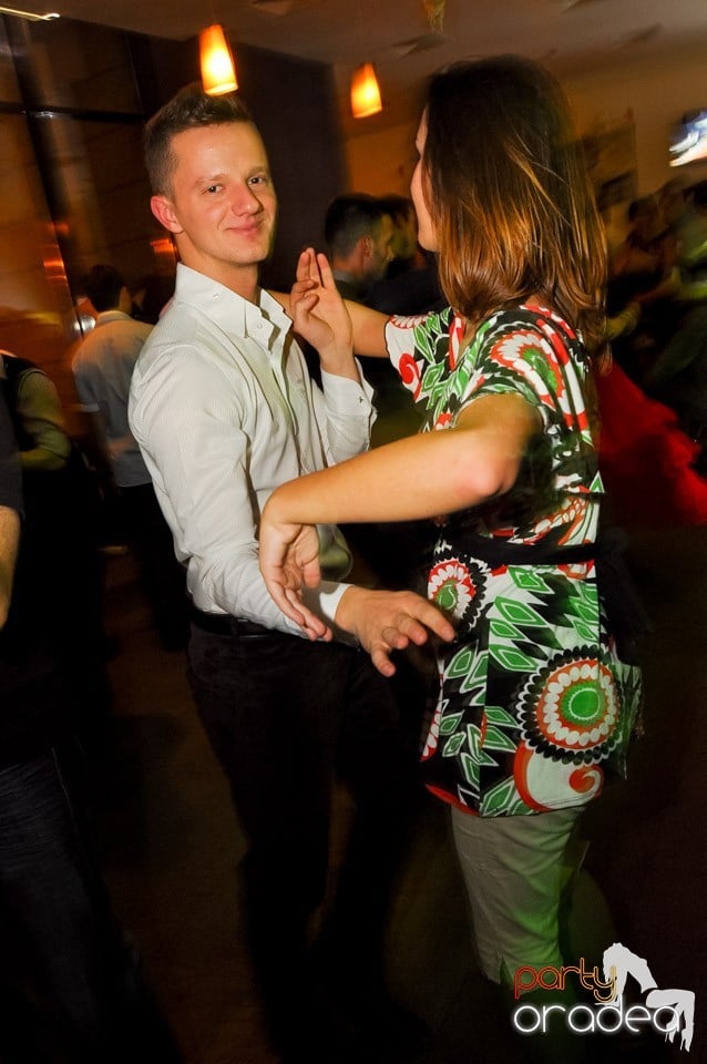 Seară de dans în Blondy's Art Café, 