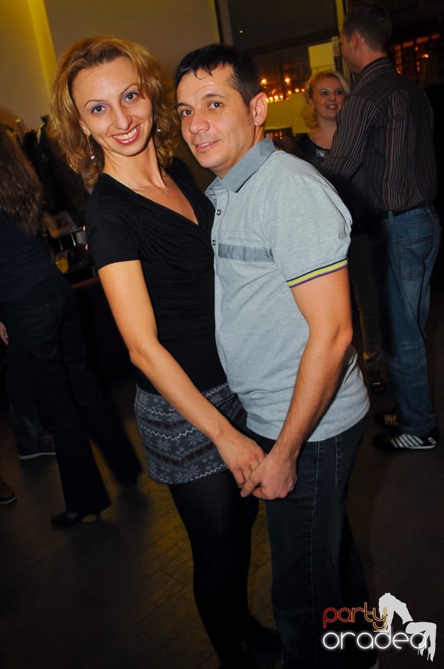 Seară de dans în Blondy's Art Café, 