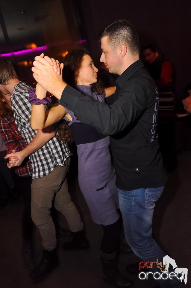 Seară de dans în Blondy's Art Café, 