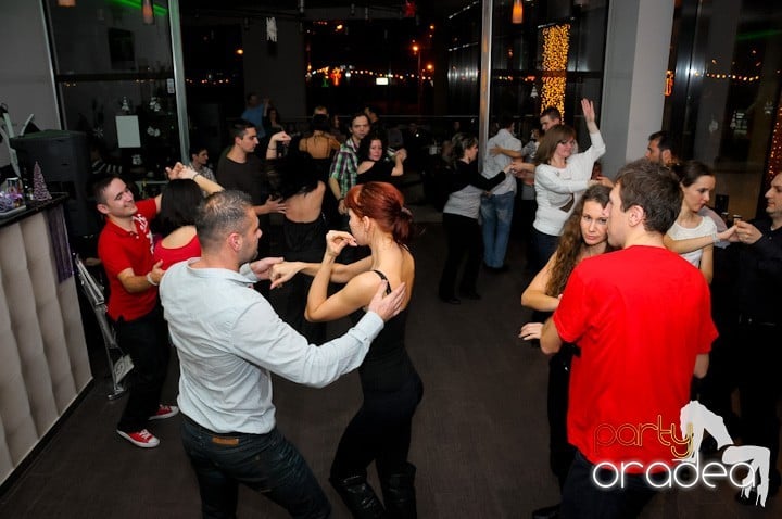 Seară de dans în Blondy's Art Café, 