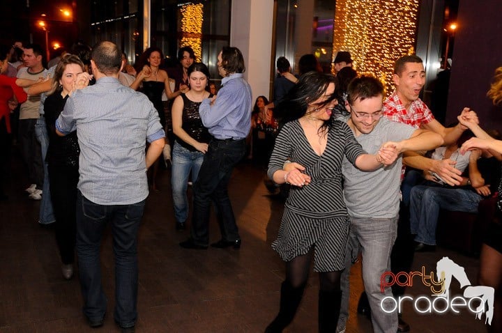 Seară de dans în Blondy's Art Café, 