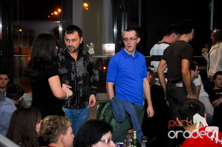 Seară de dans în Blondy's Art Café, 