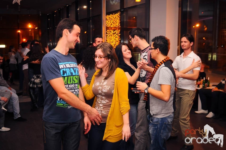 Seară de dans în Blondy's Art Café, 