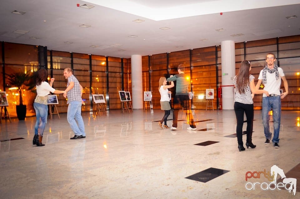 Seară de dans în Blondy's Art Café, 