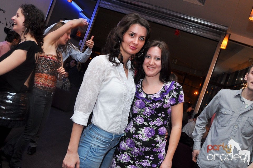 Seară de dans în Blondy's Art Café, 