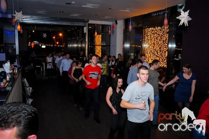 Seară de dans în Blondy's Art Café, 