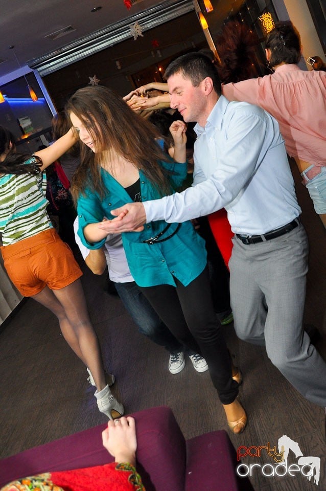 Seară de dans în Blondy's Art Café, 