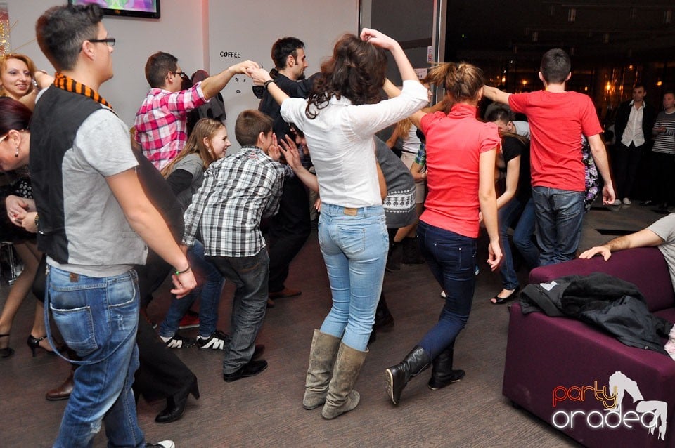 Seară de dans în Blondy's Art Café, 