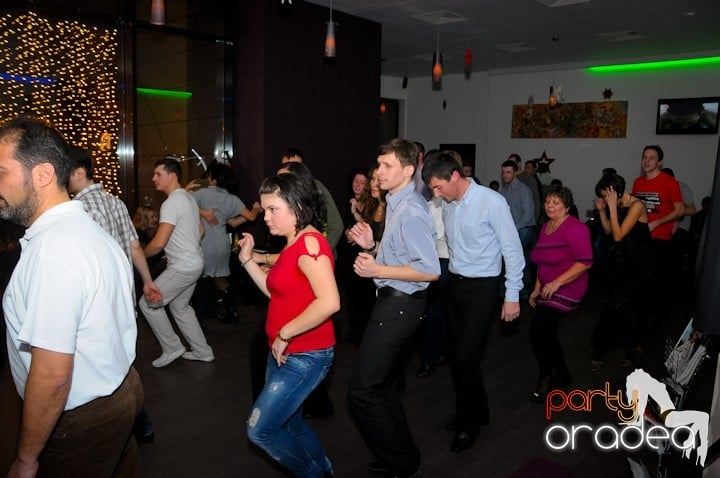 Seară de dans în Blondy's Art Café, 