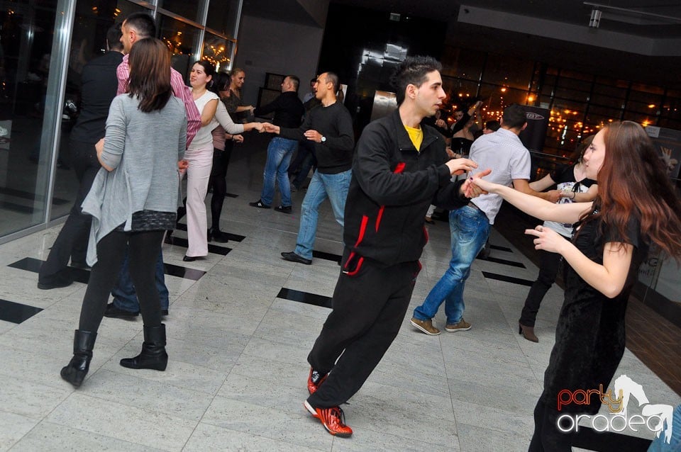 Seară de dans în Blondy's Art Café, 