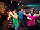 Seară de dans în Blondy's Art Café